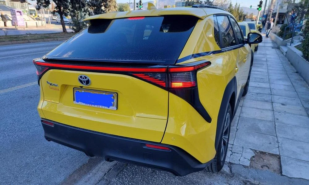 Έφτασε το πρώτο ηλεκτρικό ταξί στην Ελλάδα